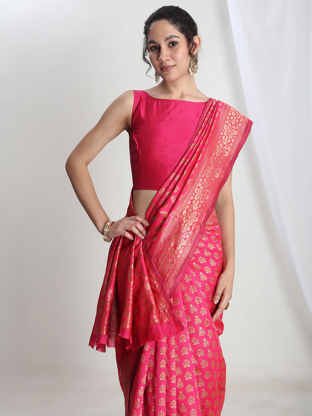 Janasya Pink Silk Blend Floral Jacquard Saree - Distacart