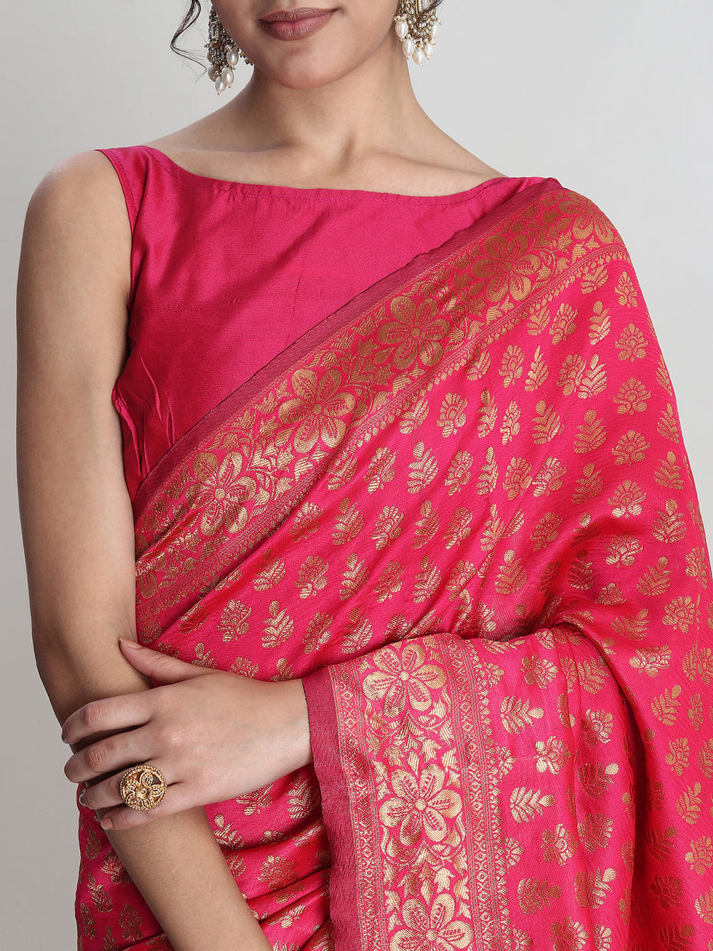 Janasya Pink Silk Blend Floral Jacquard Saree - Distacart