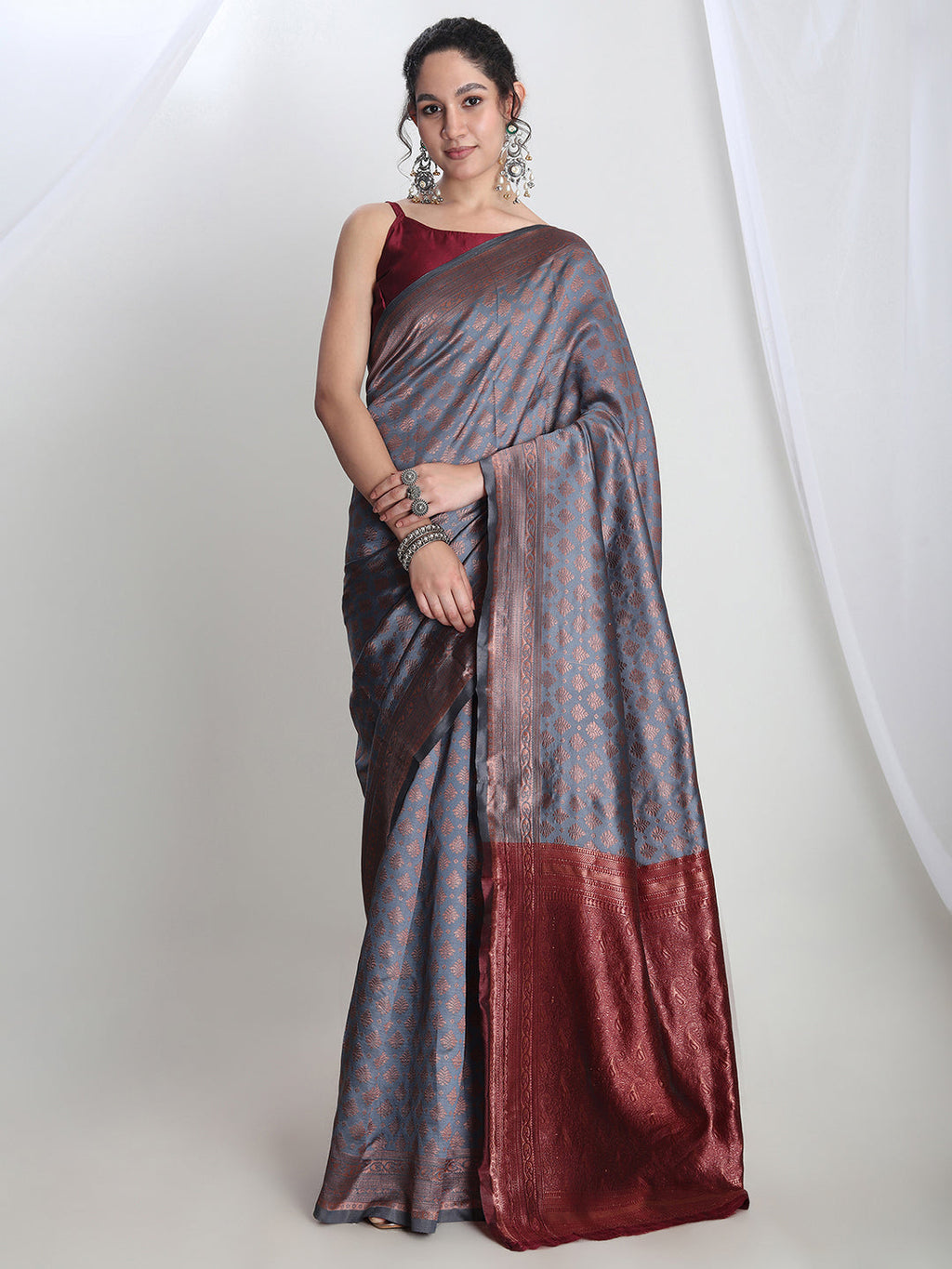 Janasya Grey Silk Blend Ethnic Motifs Jacquard Saree - Distacart