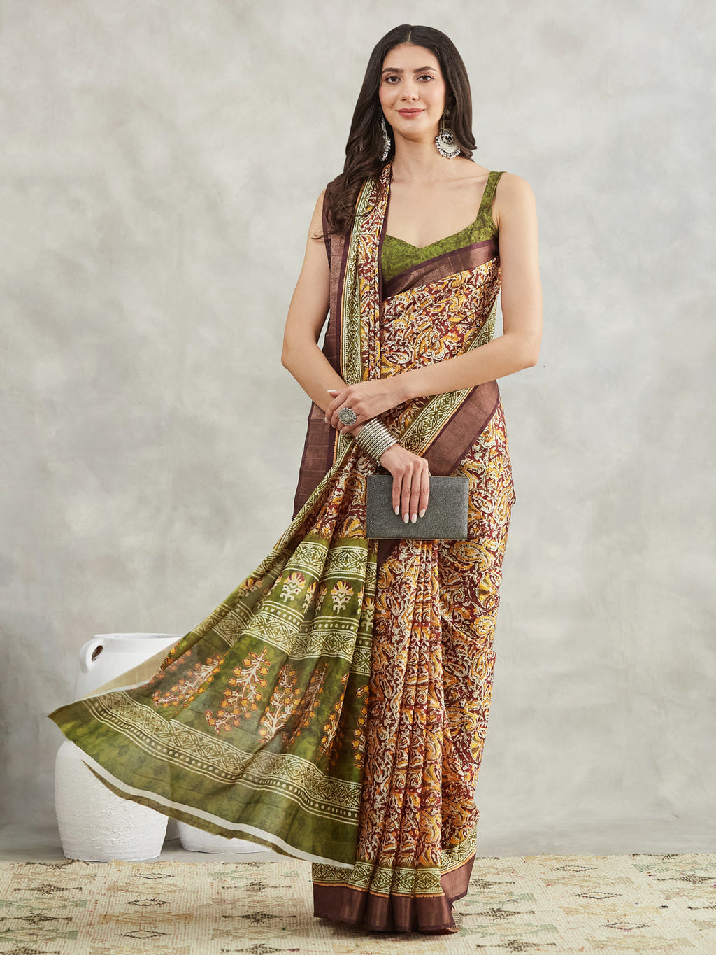 Janasya Burgundy Silk Blend Paisley Printed Saree - Distacart