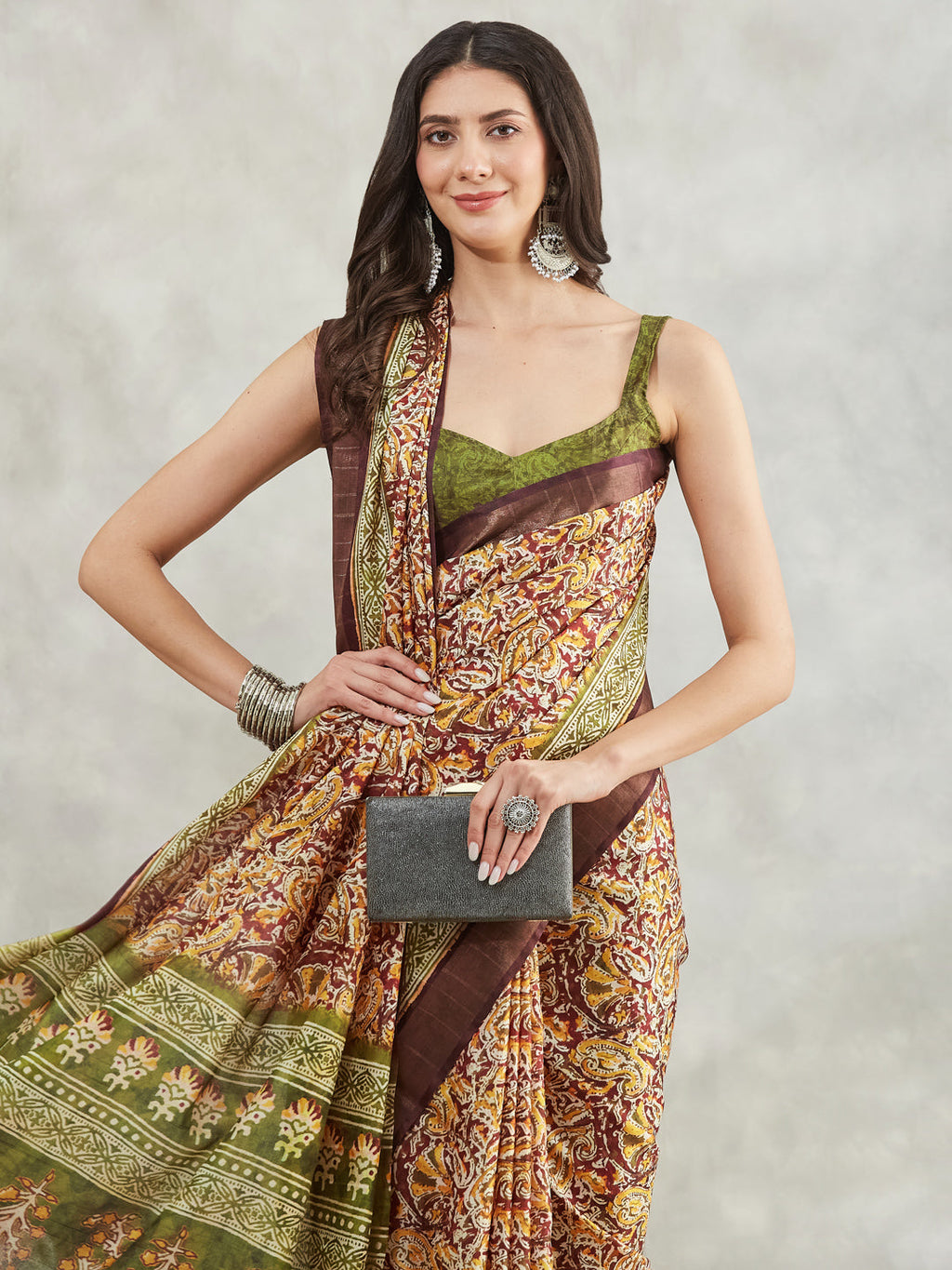 Janasya Burgundy Silk Blend Paisley Printed Saree - Distacart