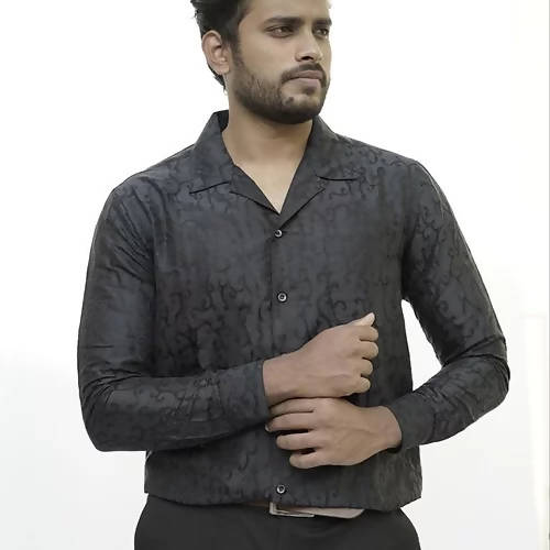 Diva Globe Black Lapel Collar Shirt - Distacart