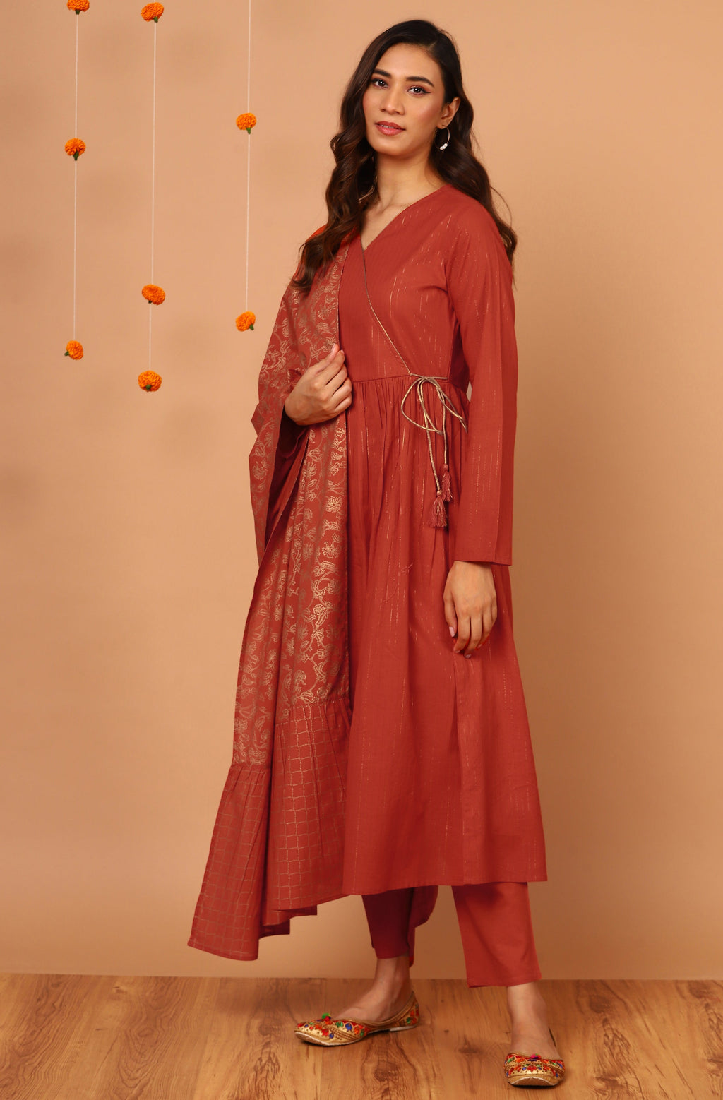 Janasya Women's Orange Cotton Striped Kurta With Pant And Dupatta - Distacart