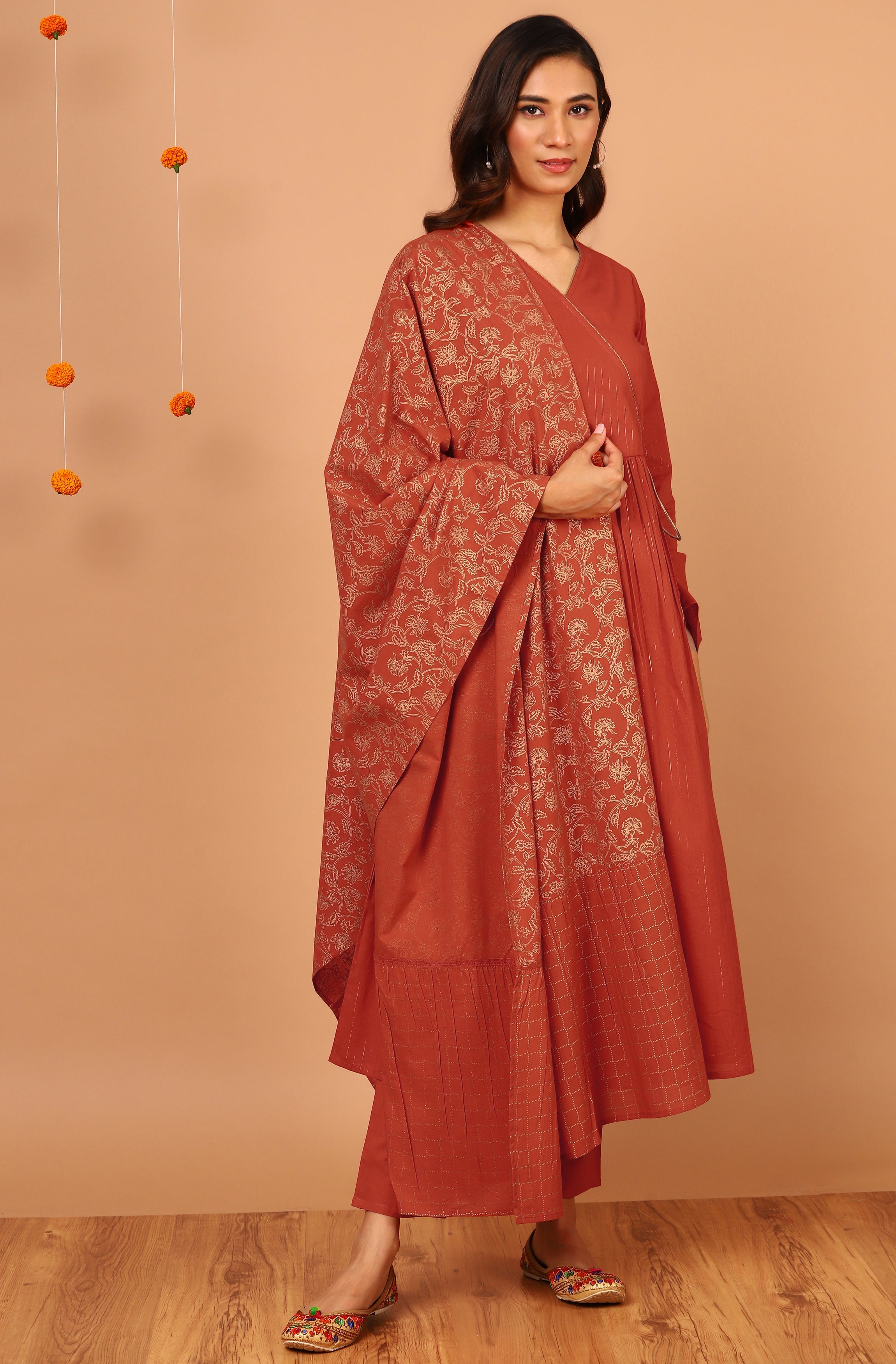 Janasya Women's Orange Cotton Striped Kurta With Pant And Dupatta - Distacart