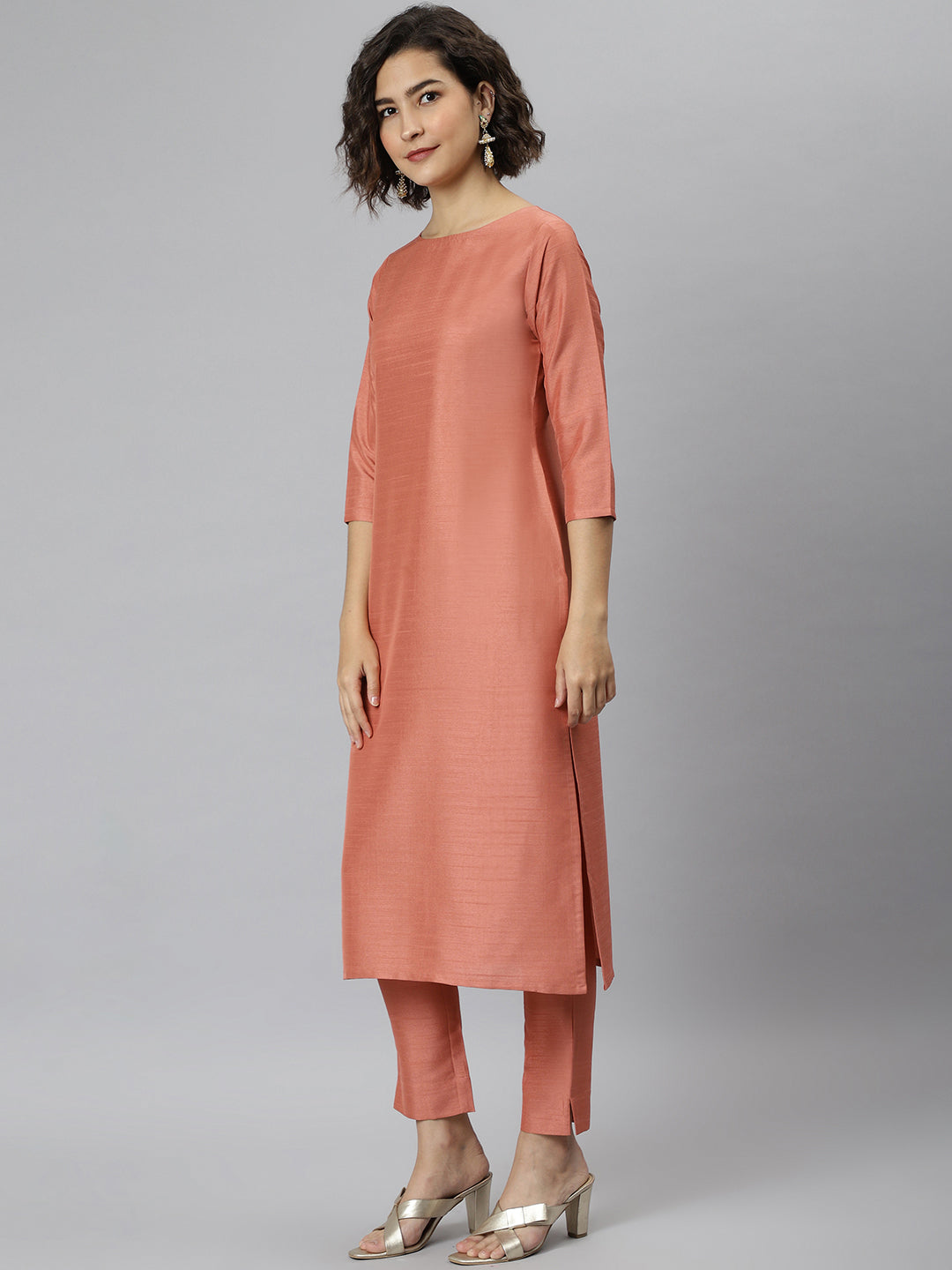 Janasya Women's Peach Poly Silk Solid Straight Casual Kurta Set
