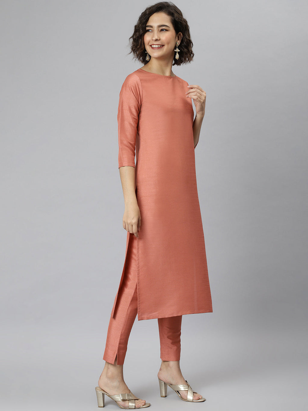 Janasya Women's Peach Poly Silk Solid Straight Casual Kurta Set