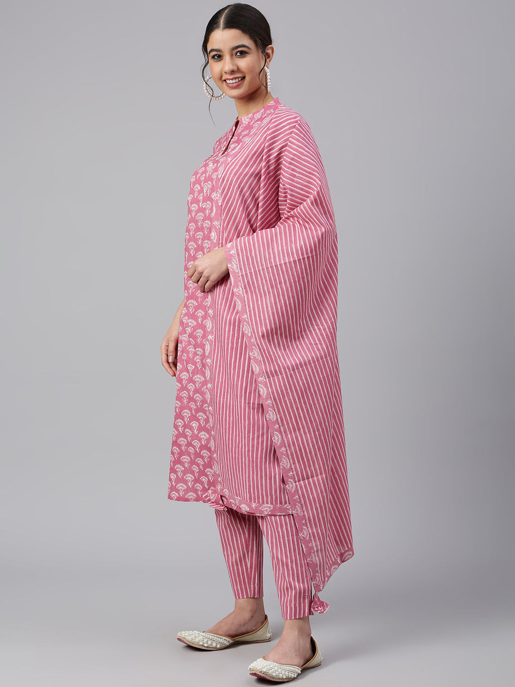 Janasya Women's Mauve Cotton Floral Print Kurta With Pant And Dupatta - Distacart
