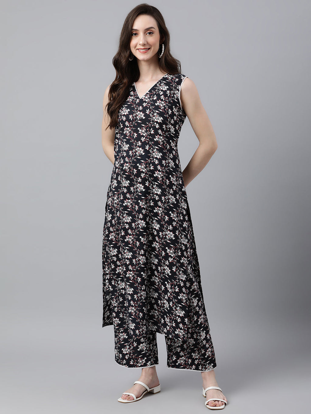 Indian Clothing Janasya Women's Black Cotton Floral Printed Straight Casual Kurta Set