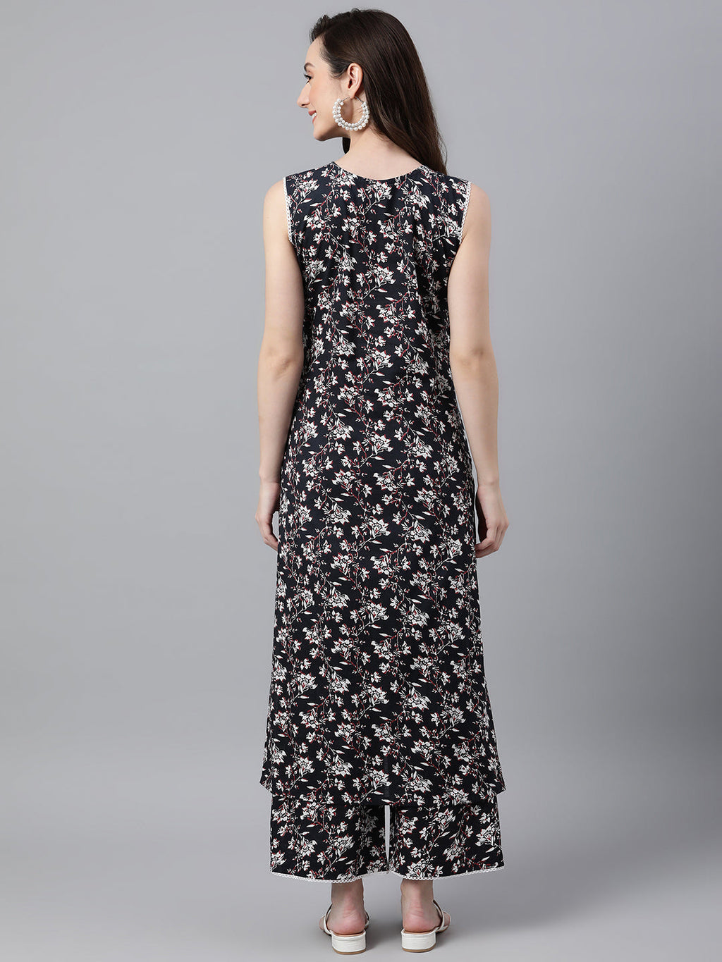 Indian Clothing Janasya Women's Black Cotton Floral Printed Straight Casual Kurta Set