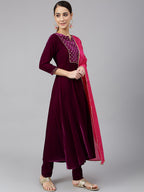 Janasya Women's Purple Velvet Solid Kurta With Pant And Dupatta - Distacart