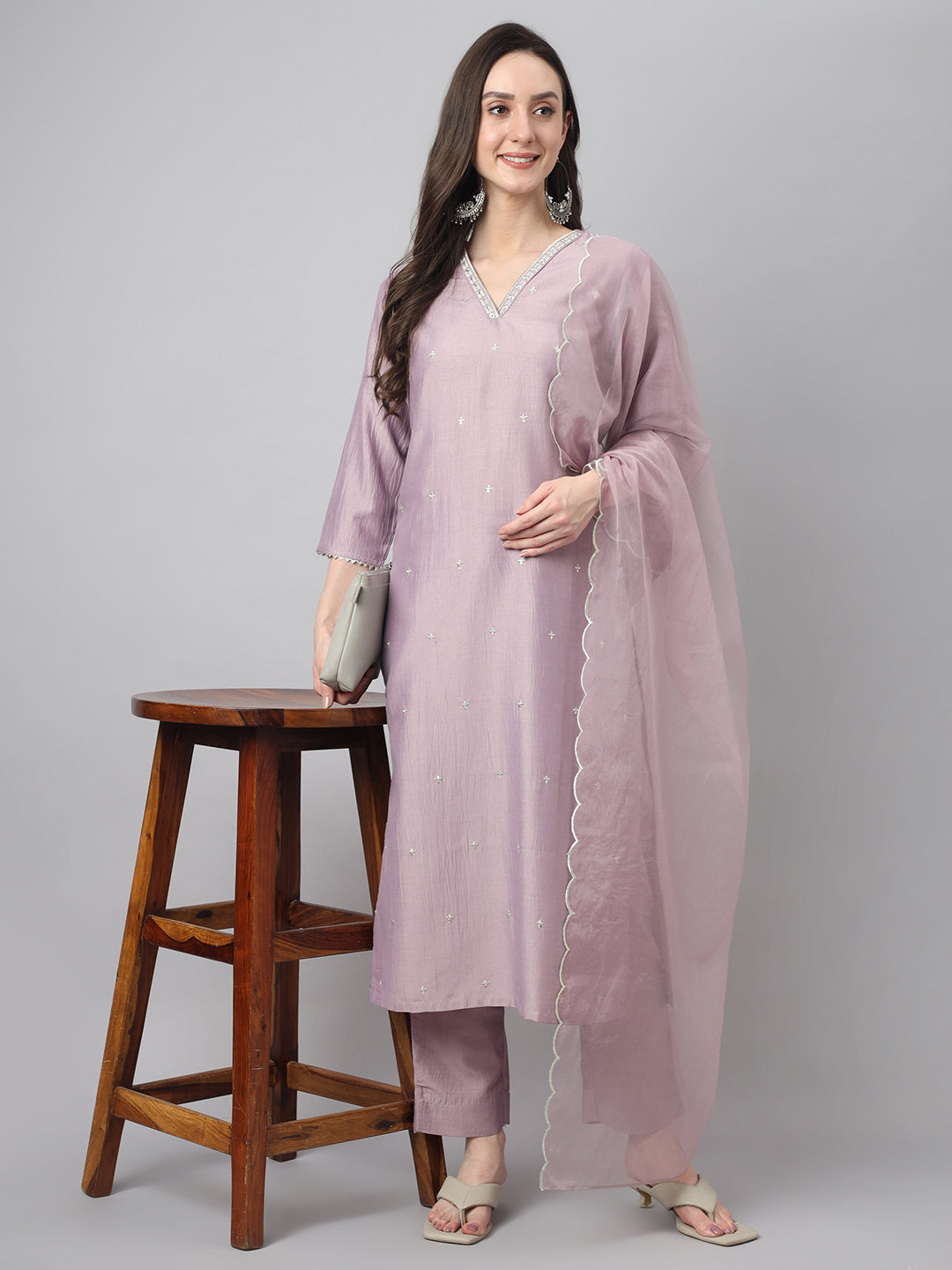 Janasya Women's Lavender Chinon Solid Straight Festive Kurta Set