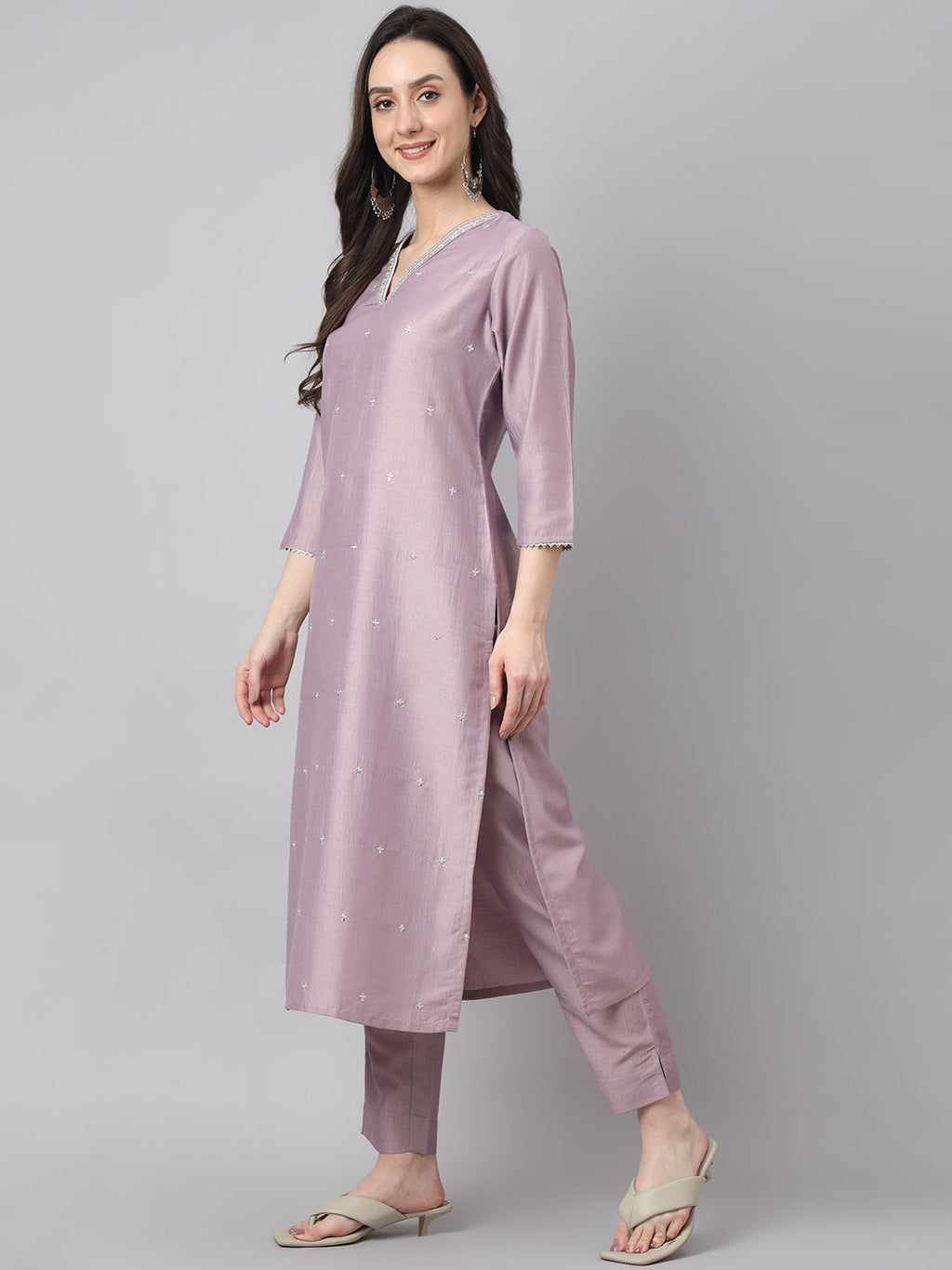 Janasya Women's Lavender Chinon Solid Straight Festive Kurta Set