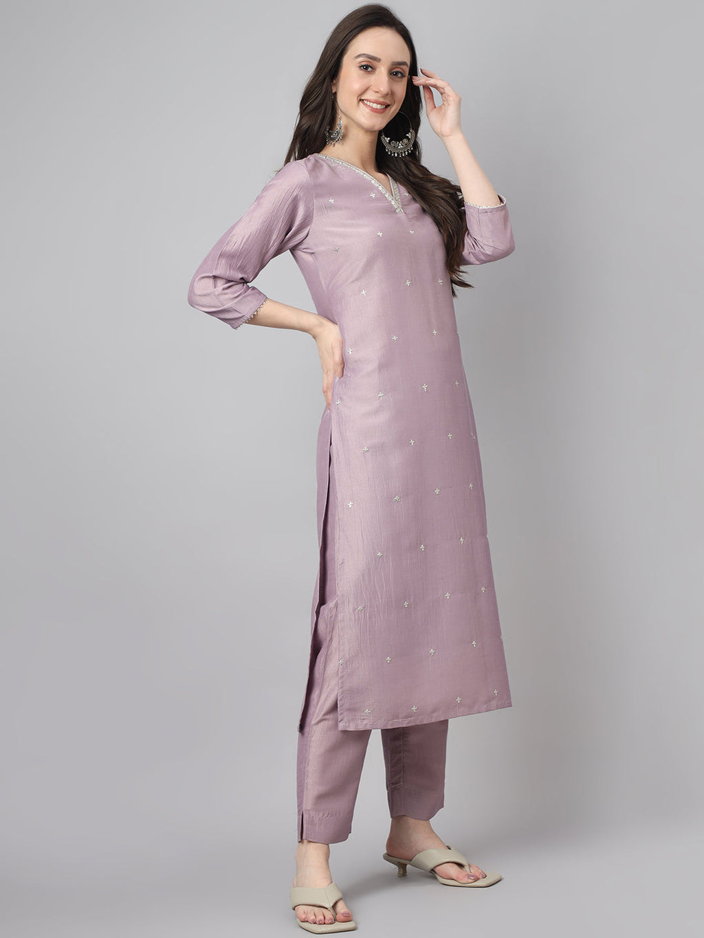Janasya Women's Lavender Chinon Solid Straight Festive Kurta Set