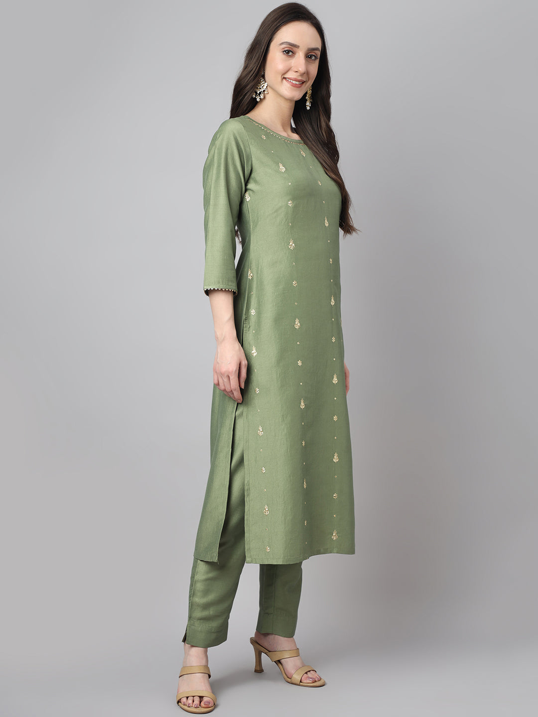 Janasya Women's Green Chinon Solid Straight Festive Kurta Set