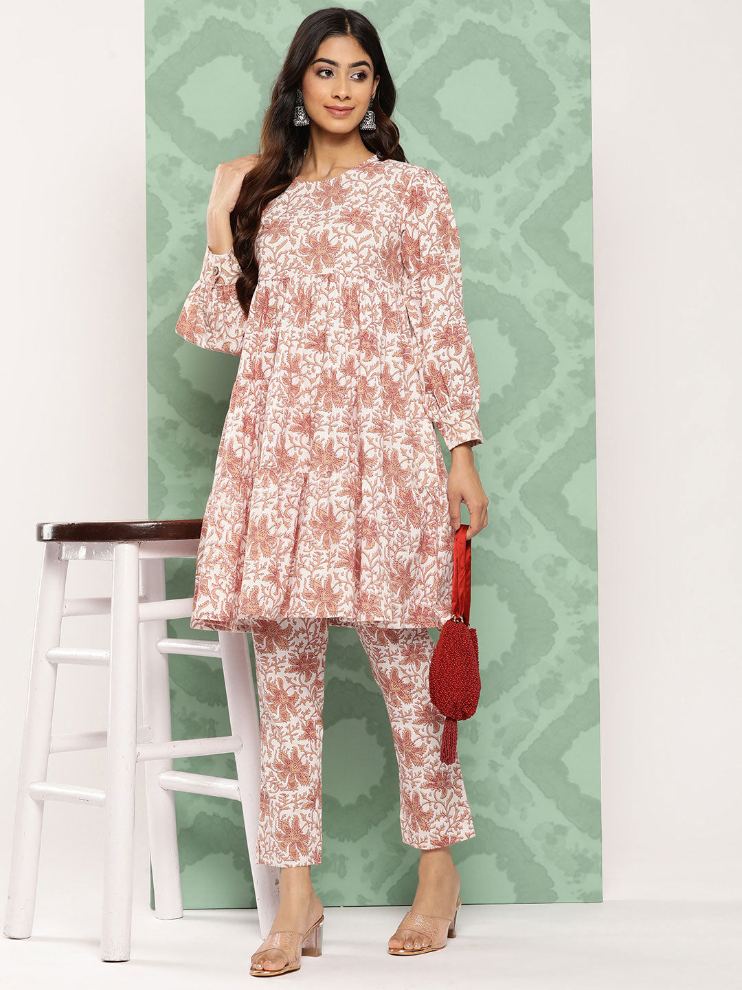 Janasya Women's White Cotton Botanical Printed Tiered Casual Kurta Set