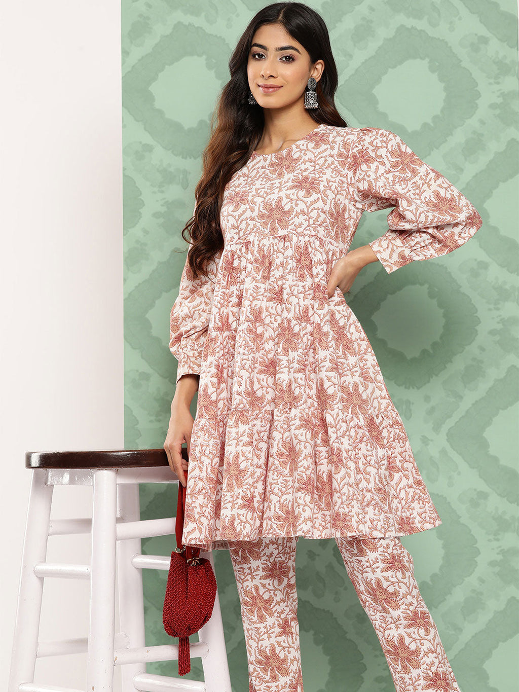 Janasya Women's White Cotton Botanical Printed Tiered Casual Kurta Set