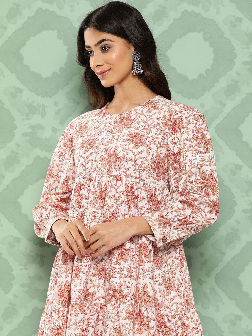 Janasya Women's White Cotton Botanical Printed Tiered Casual Kurta Set