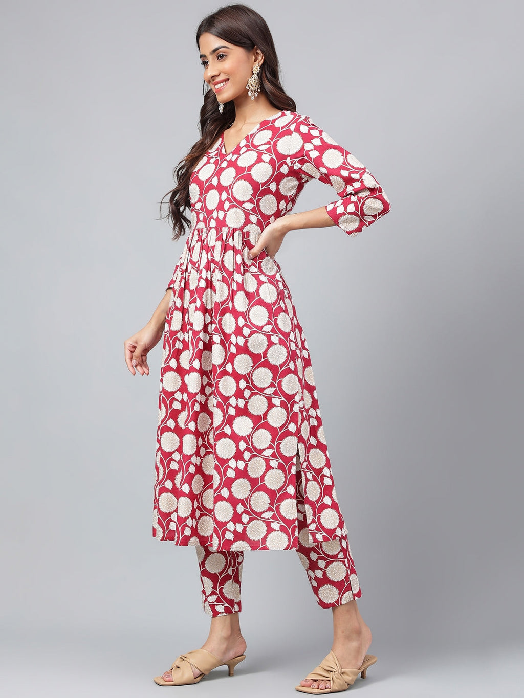 Janasya Women's Maroon Cotton Floral Printed Gathered Casual Kurta Set