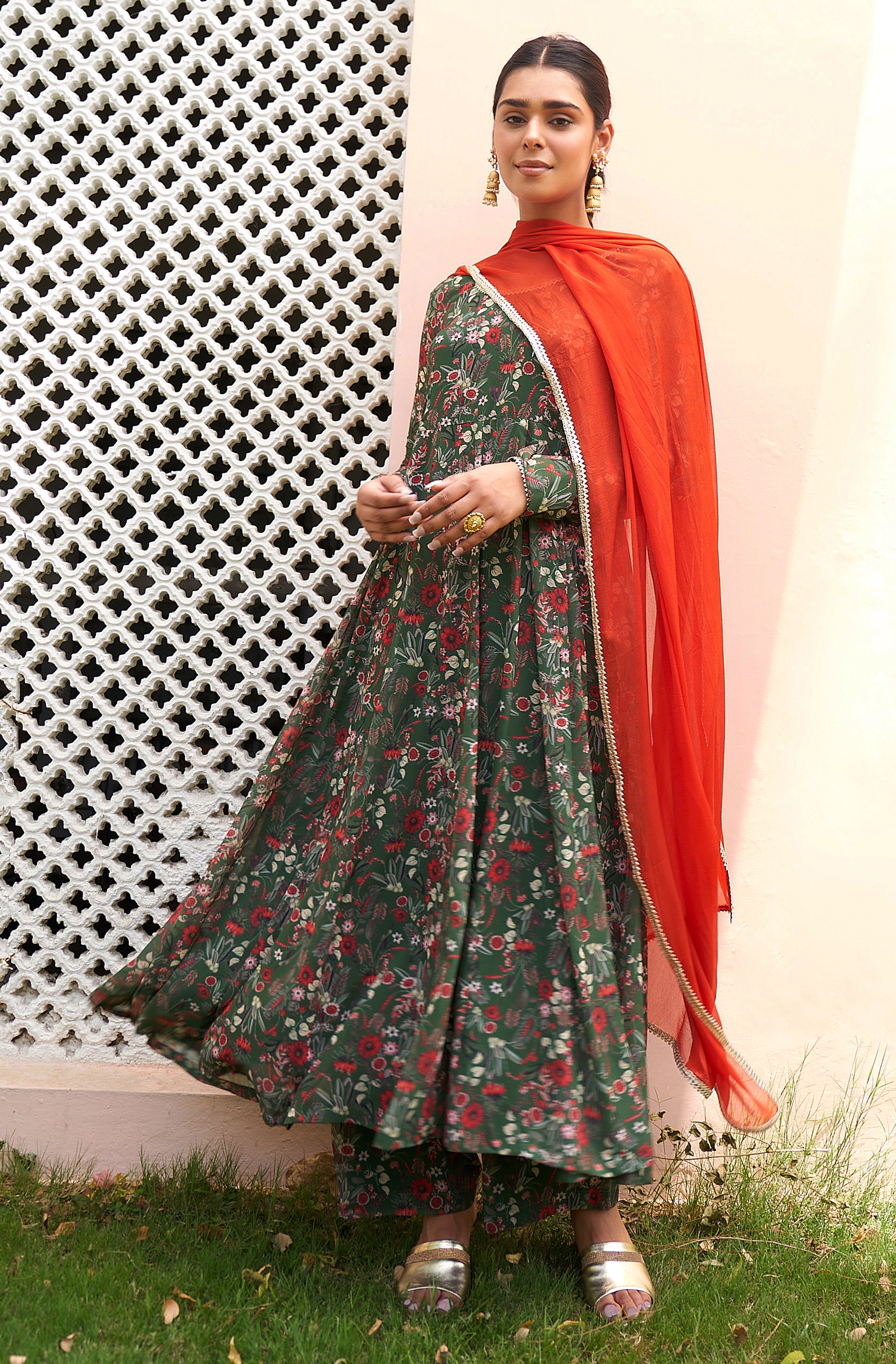 Janasya Bottle Green Georgette Digital Floral Printed Set