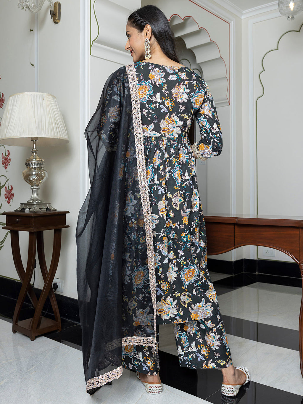 Janasya Women's Black Cotton Embellished Festive Empire Kurta Set