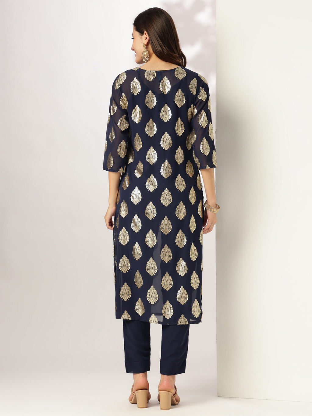 Janasya Dark Georgette Foil Print Straight Kurta Set - Distacart