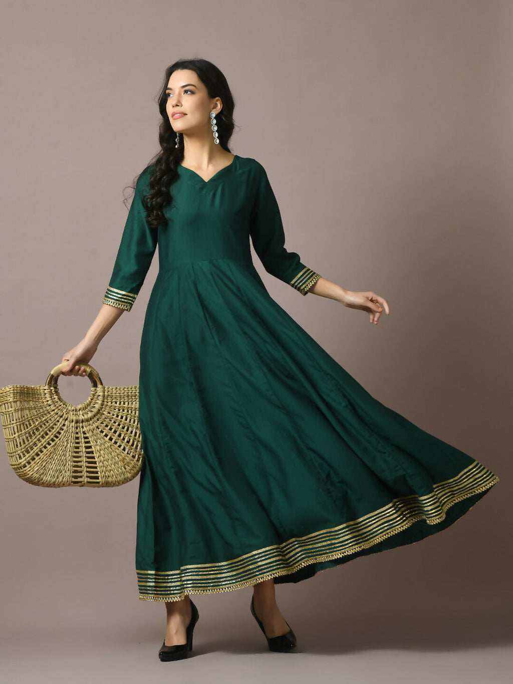 Myshka Women's Green Solid Silk Anarkali Party Kurta