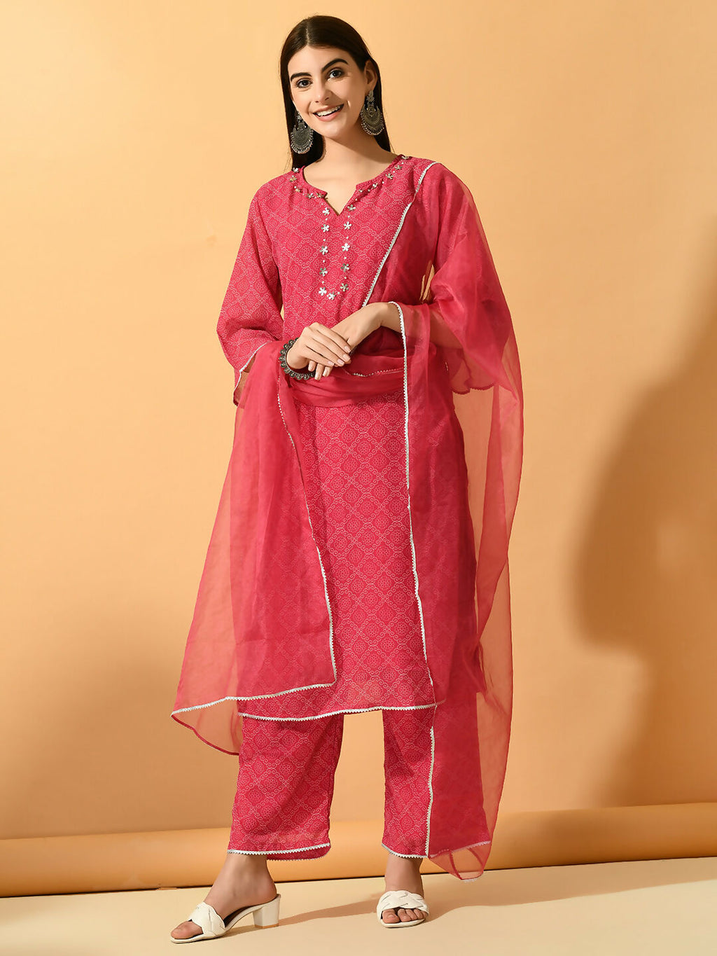 Myshka Women's Pink Embroidered Party Kurta Sets