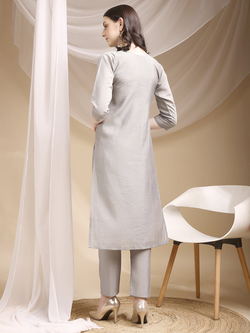 Hand & Thread Placement Embroidered Kurta With Pant & Embroidered Dupatta, Grey - Hiral Fashion - Distacart