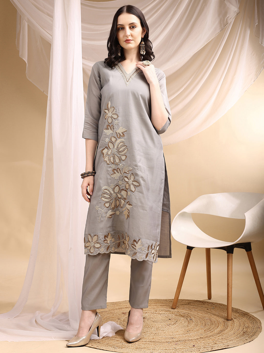 Hand & Thread Placement Embroidered Kurta With Pant & Embroidered Dupatta, Grey - Hiral Fashion - Distacart