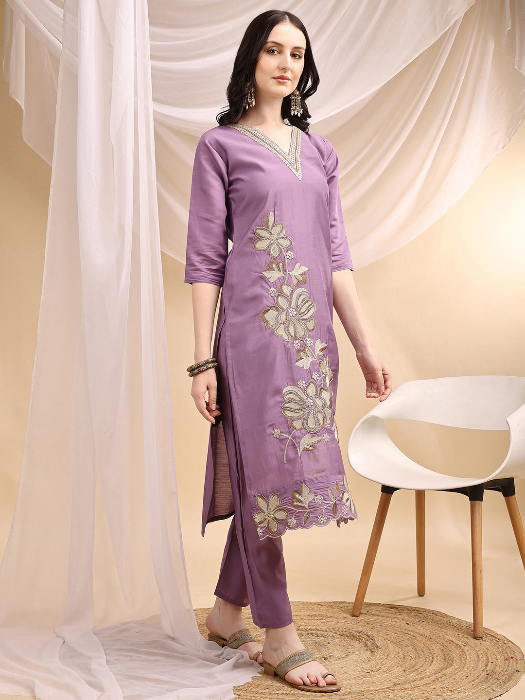 Hand & Thread Placement Embroidered Kurta With Pant & Embroidered Dupatta, Lavender - Hiral Fashion - Distacart