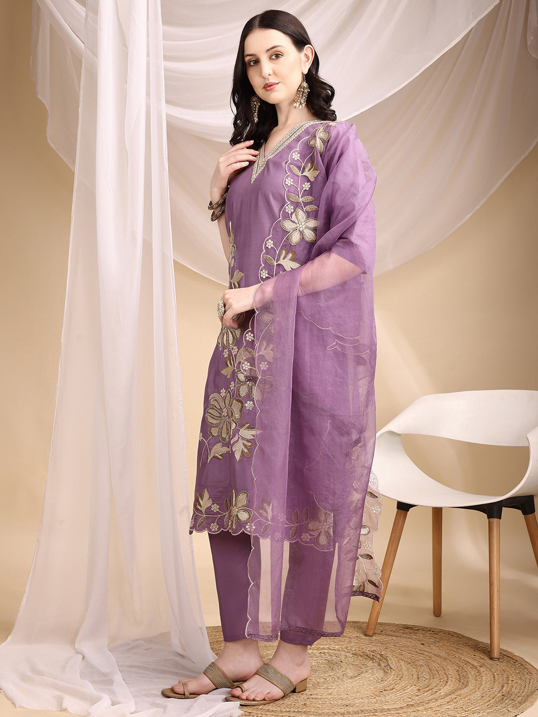 Hand & Thread Placement Embroidered Kurta With Pant & Embroidered Dupatta, Lavender - Hiral Fashion - Distacart