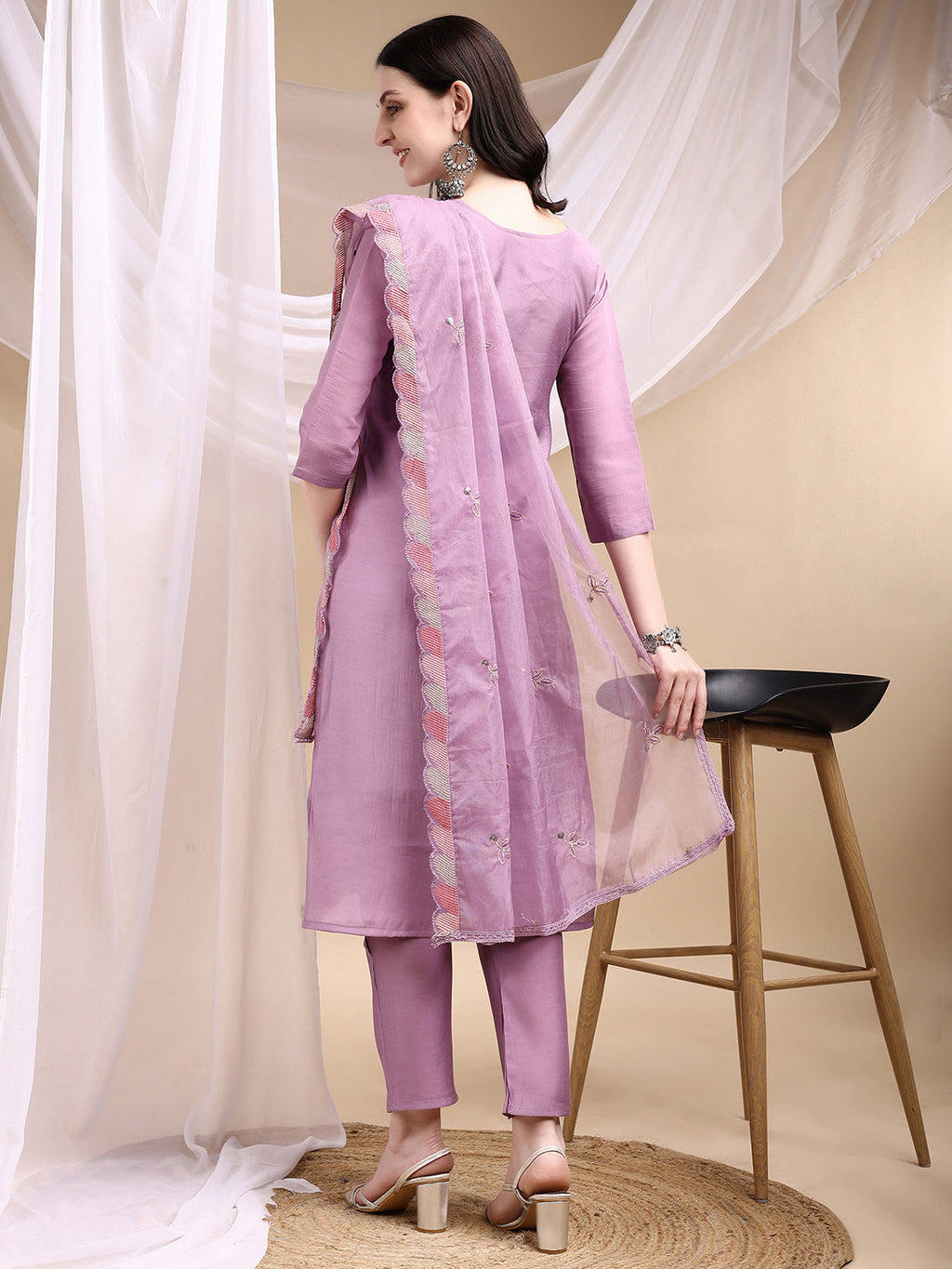 Hand Embroidered Kurta With Pant & Embroidered Dupatta, Lavender - Hiral Fashion - Distacart
