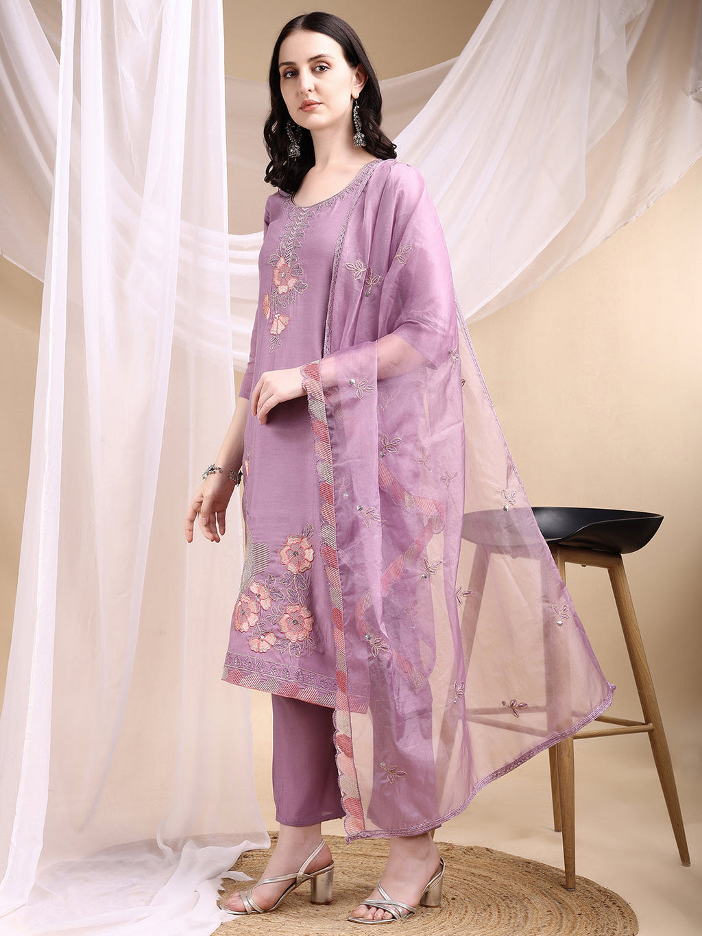 Hand Embroidered Kurta With Pant & Embroidered Dupatta, Lavender - Hiral Fashion - Distacart