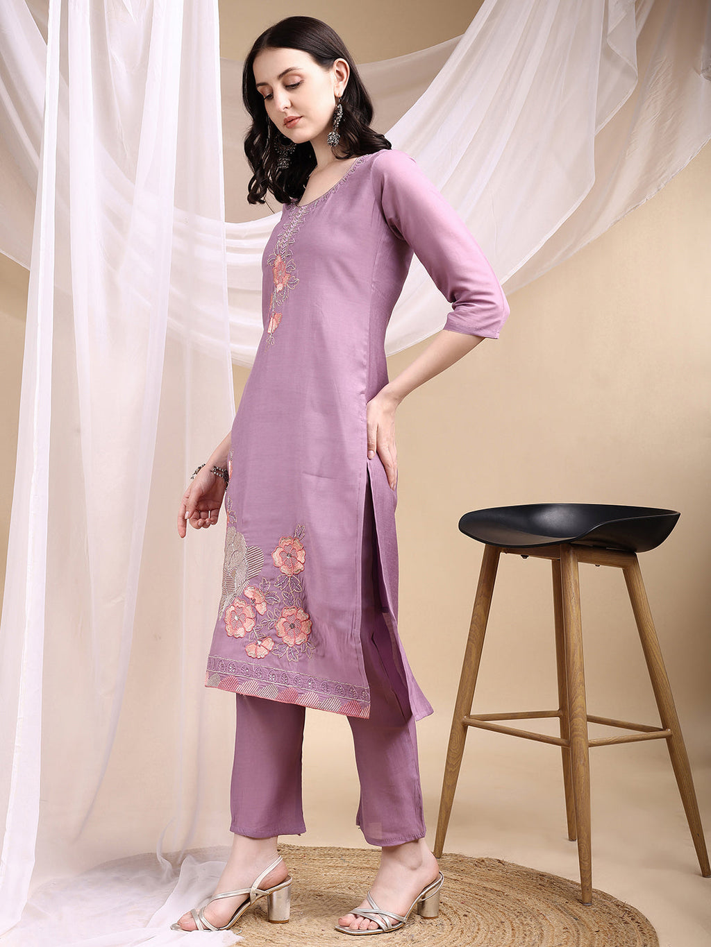 Hand Embroidered Kurta With Pant & Embroidered Dupatta, Lavender - Hiral Fashion - Distacart