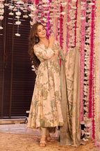 Sonakshi Women's Peach Maslin Digital Print Full Round Flair Anarkali Gown Set With Dupatta