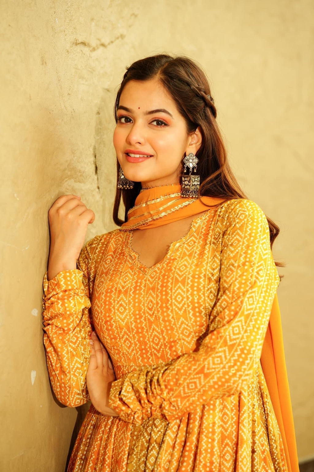 Sonakshi Women's Yellow Georgette Digital Print Full Round Flair Anarkali Gown Set With Dupatta - Distacart
