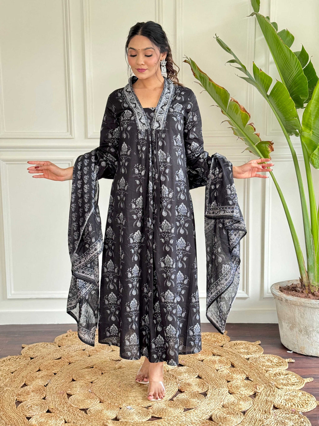 Sonakshi Women's Black Pure Cotton Kurta Set With Dupatta - Distacart