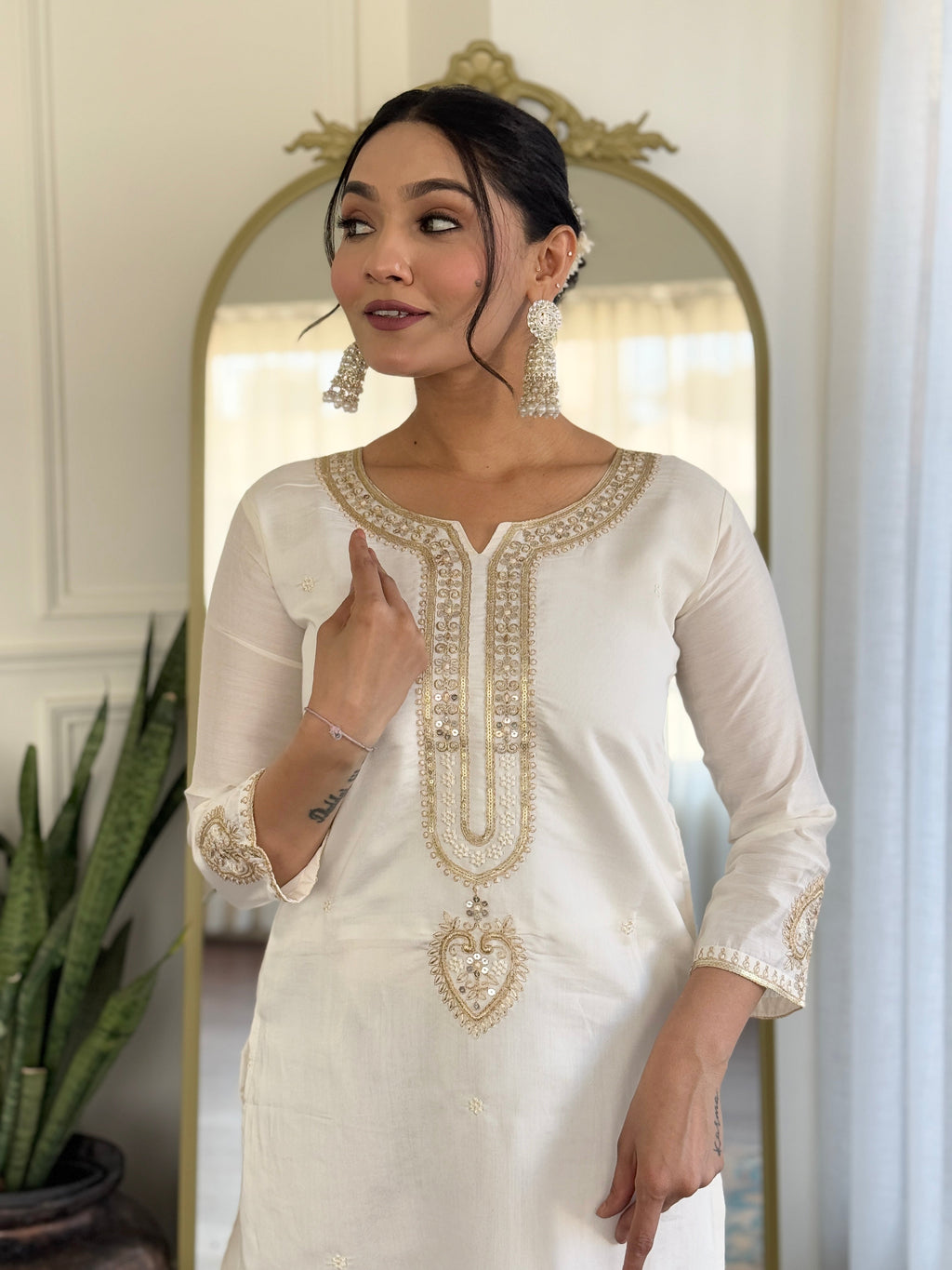 Sonakshi Women's Cream Viscose Chanderi Kurta Set with Dupatta - Distacart