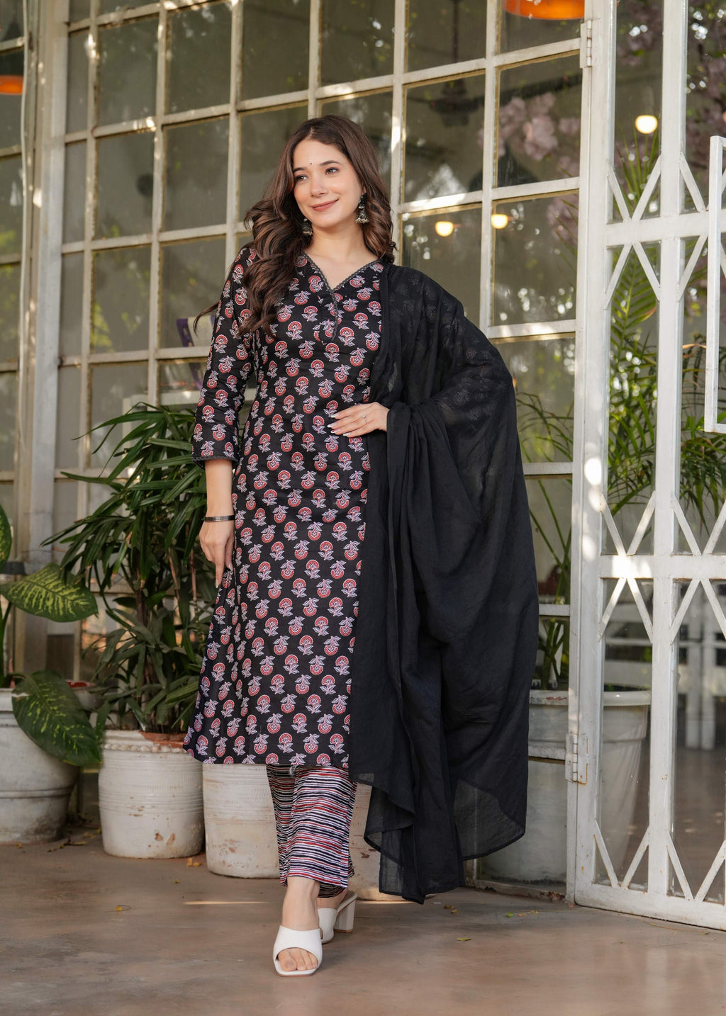 Sonakshi Women's Black Pure Cotton Digital Print Kurta Set with Dupatta - Distacart