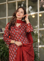 Sonakshi Women's Rust Pure Cotton Digital Print Kurta Set with Dupatta - Distacart
