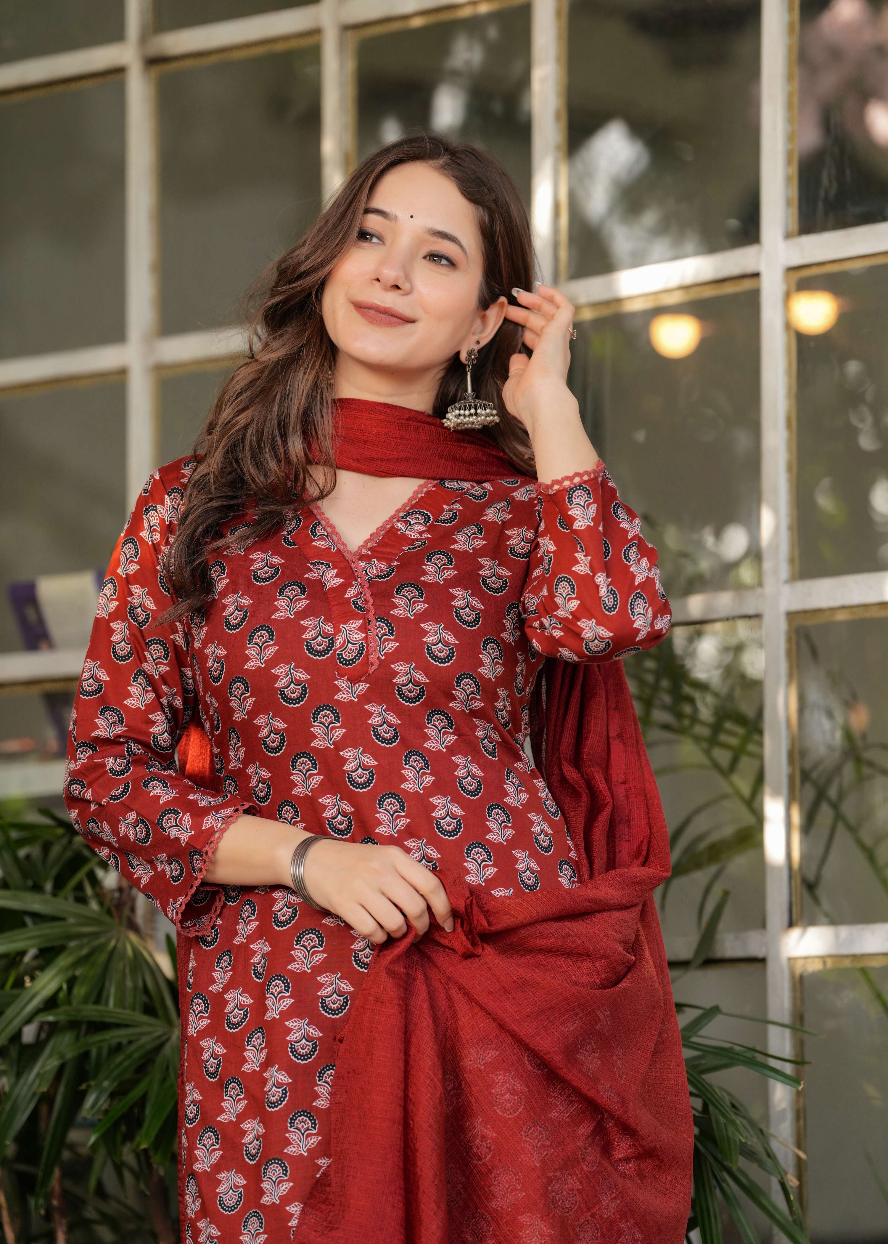 Sonakshi Women's Rust Pure Cotton Digital Print Kurta Set with Dupatta - Distacart