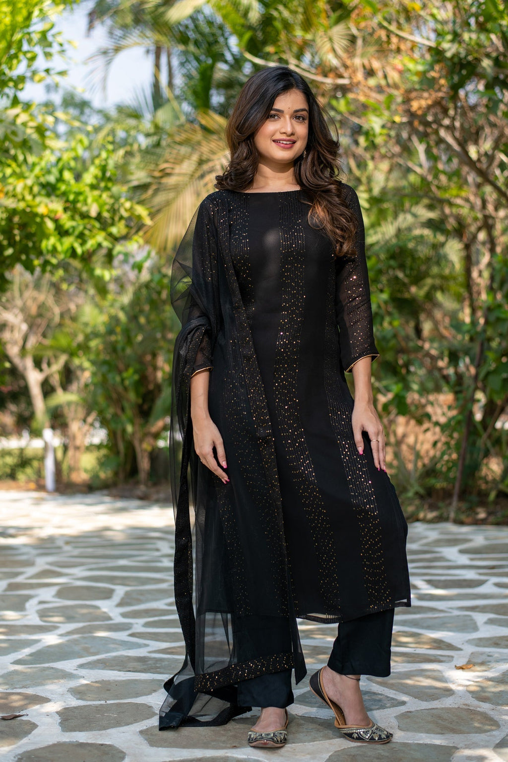 Sonakshi Women's Black Faux Georgette Embroidered Kurta Set with Dupatta - Distacart