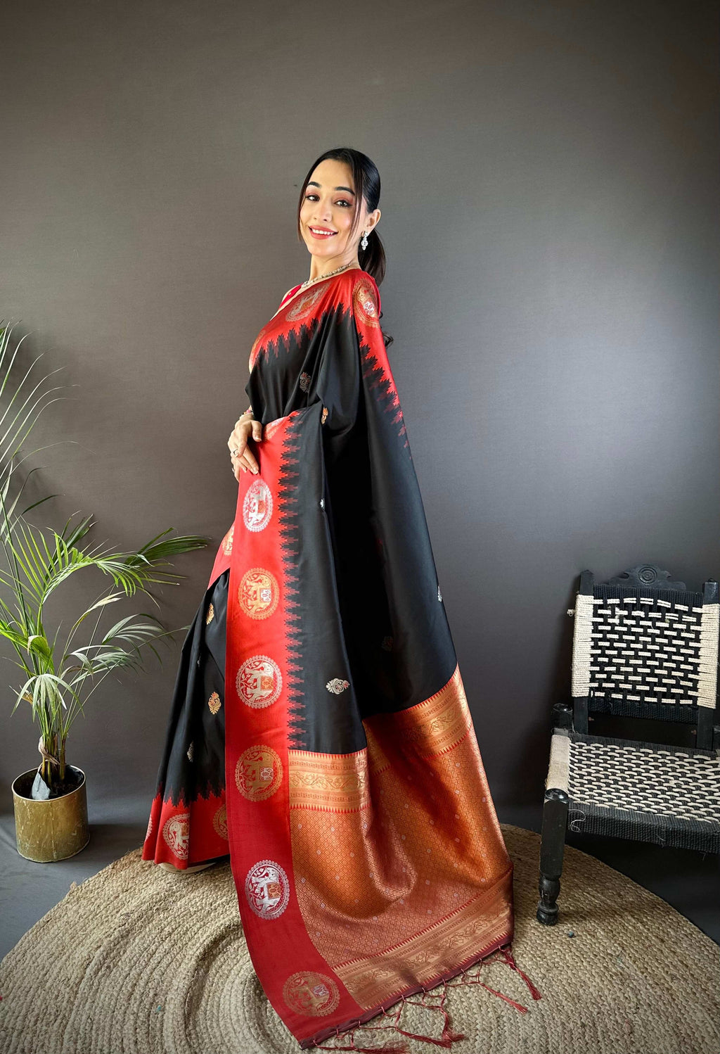 Sonakshi Women's Black Banarasi Silk Zari Woven Traditional Saree with Blouse - Distacart