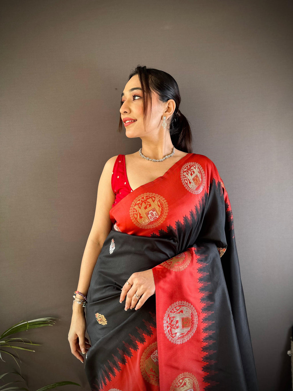 Sonakshi Women's Black Banarasi Silk Zari Woven Traditional Saree with Blouse - Distacart
