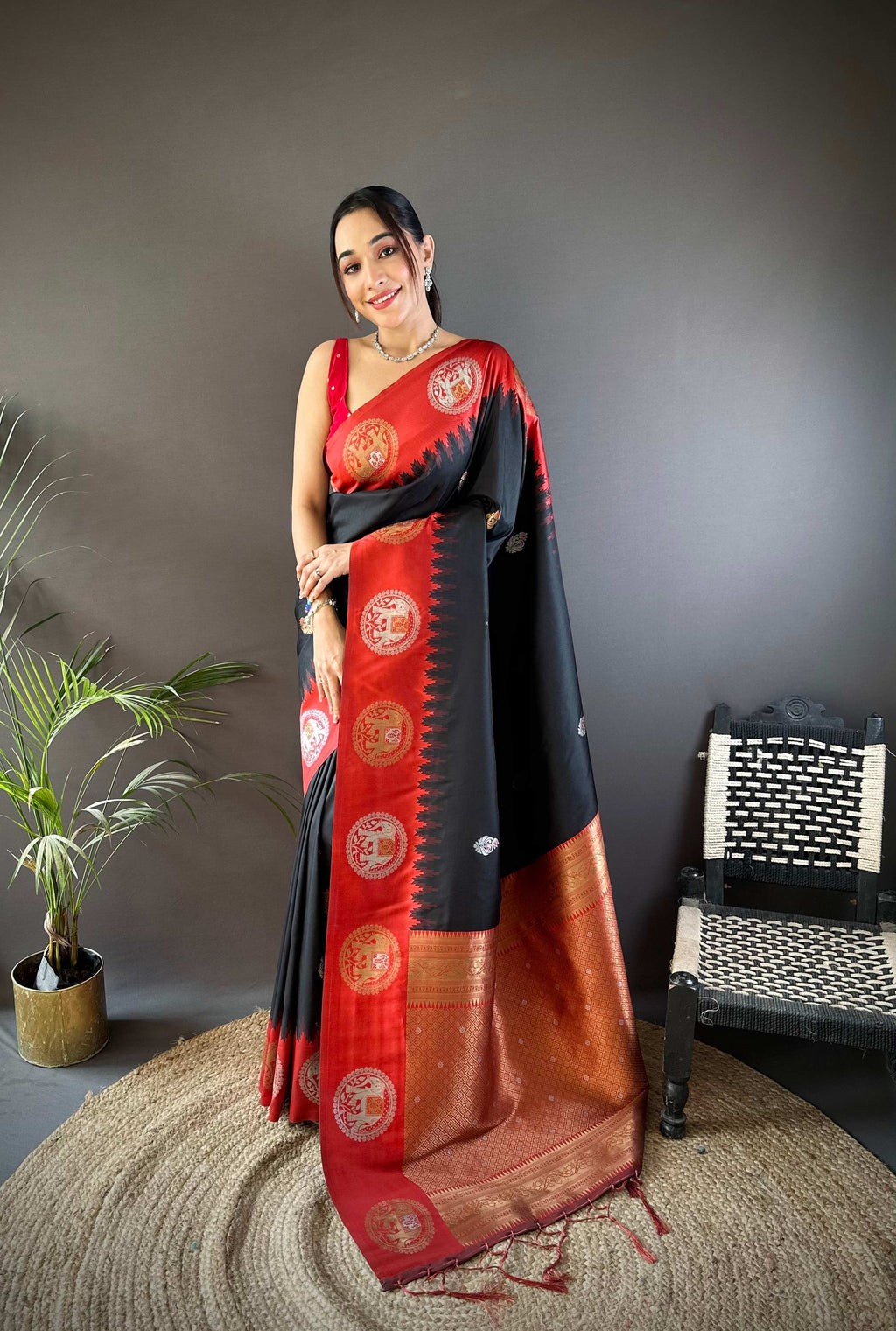 Sonakshi Women's Black Banarasi Silk Zari Woven Traditional Saree with Blouse - Distacart