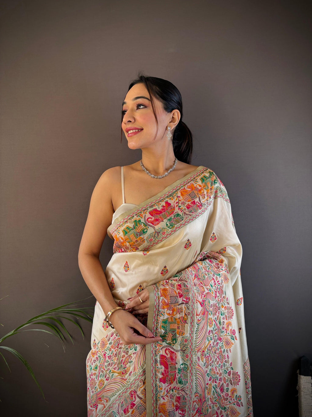 Sonakshi Women's Off White Pashmina Silk Zari Woven Traditional Saree with Blouse - Distacart