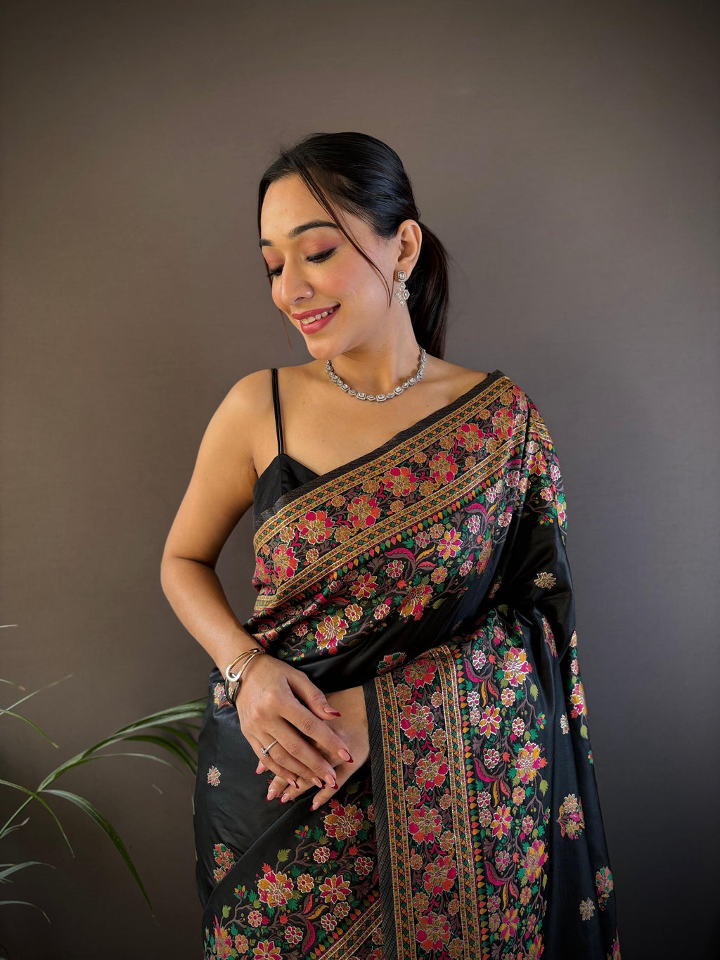 Sonakshi Women's Black Pashmina Silk Zari Woven Traditional Saree with Blouse - Distacart