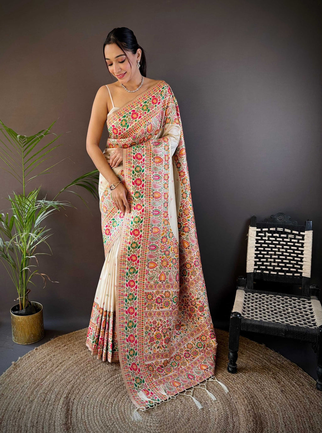 Sonakshi Women's Off White Pashmina Silk Zari Woven Traditional Saree with Blouse - Distacart