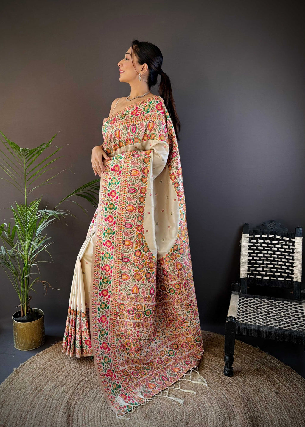 Sonakshi Women's Off White Pashmina Silk Zari Woven Traditional Saree with Blouse - Distacart