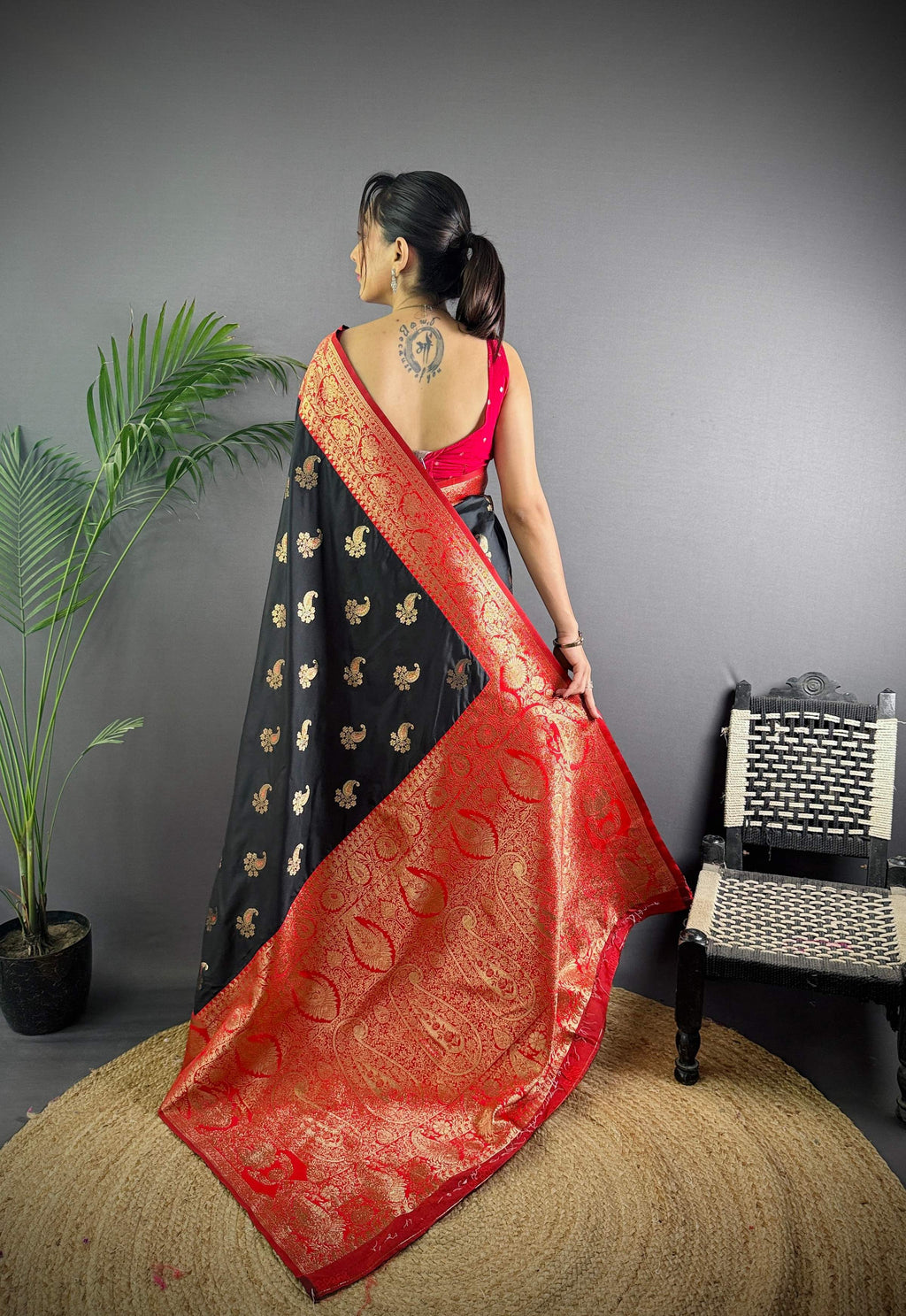 Sonakshi Women's Black Banarasi Silk Zari Woven Traditional Saree with Blouse - Distacart